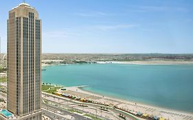 Wyndham Grand Doha West Bay Beach